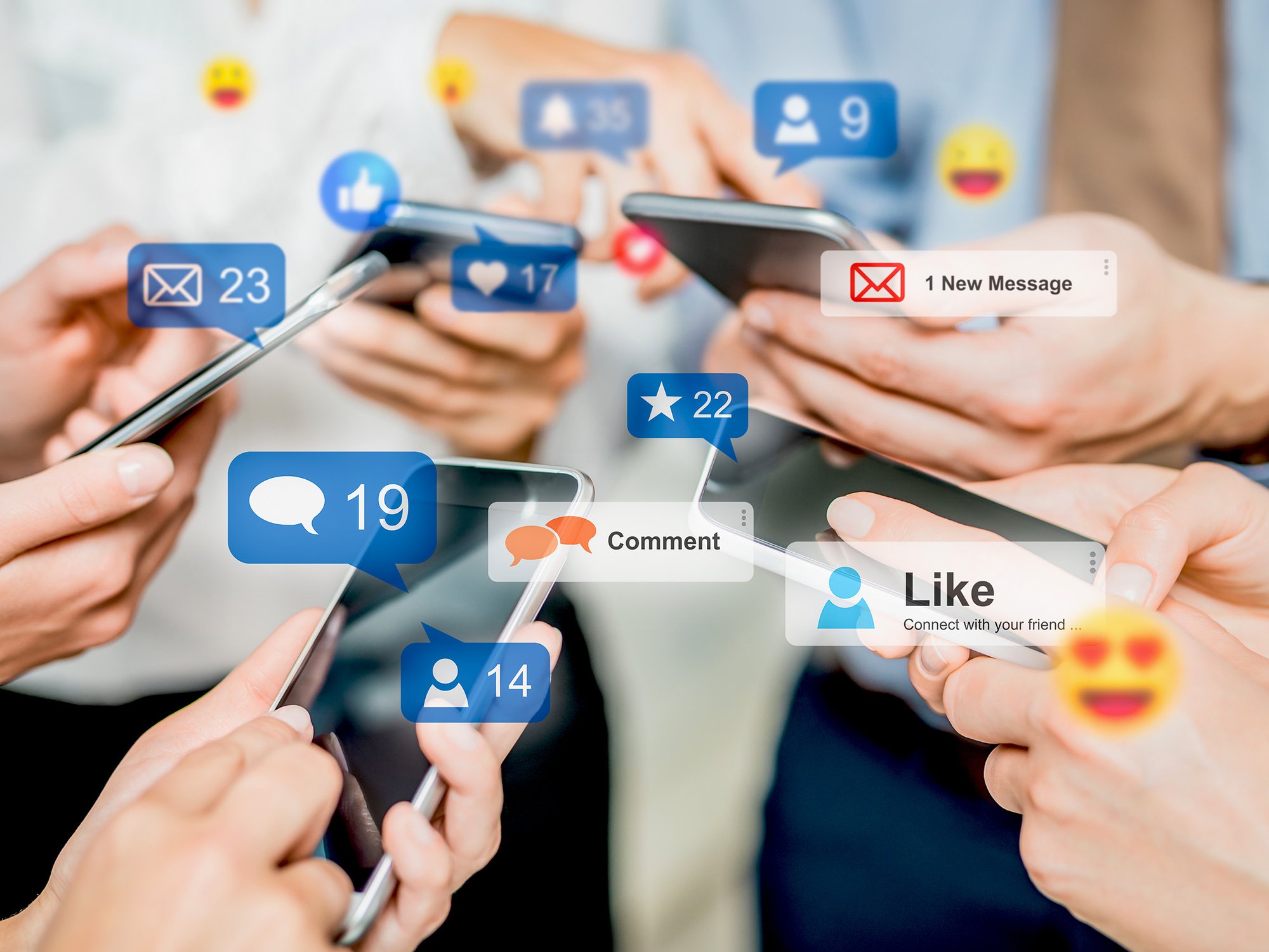 03_SoMe_Advertising_AdobeStock_321829868